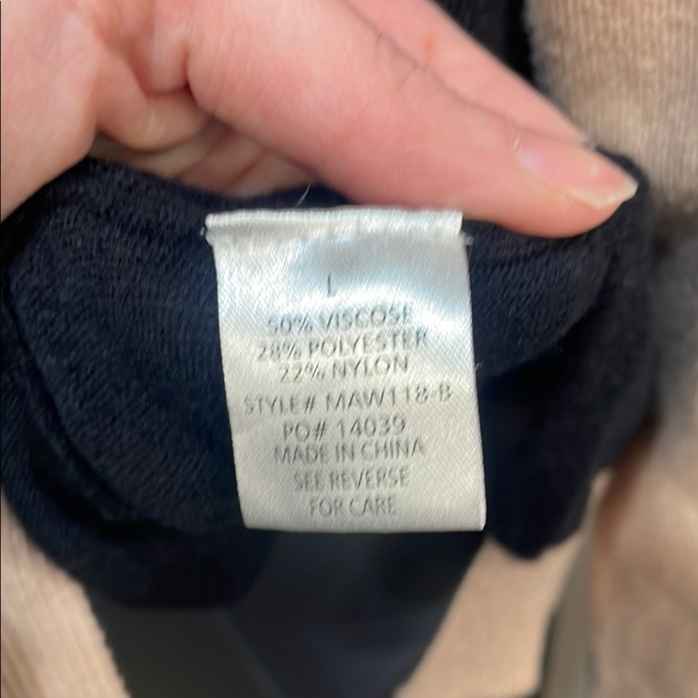 Ampersand Ave. Black and Tan Crew Neck Sweater - Picture 4 of 5